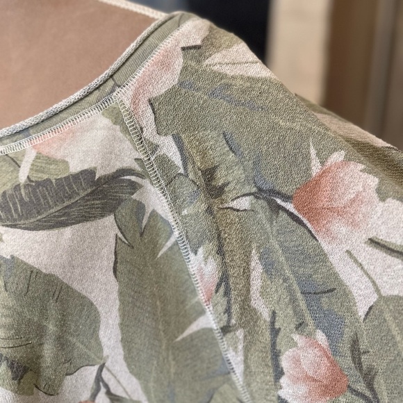 Cato Tropical Floral Raw Hem Sweatshirt - Picture 5 of 10